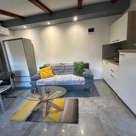 Apartment Alba Aurora With Parking